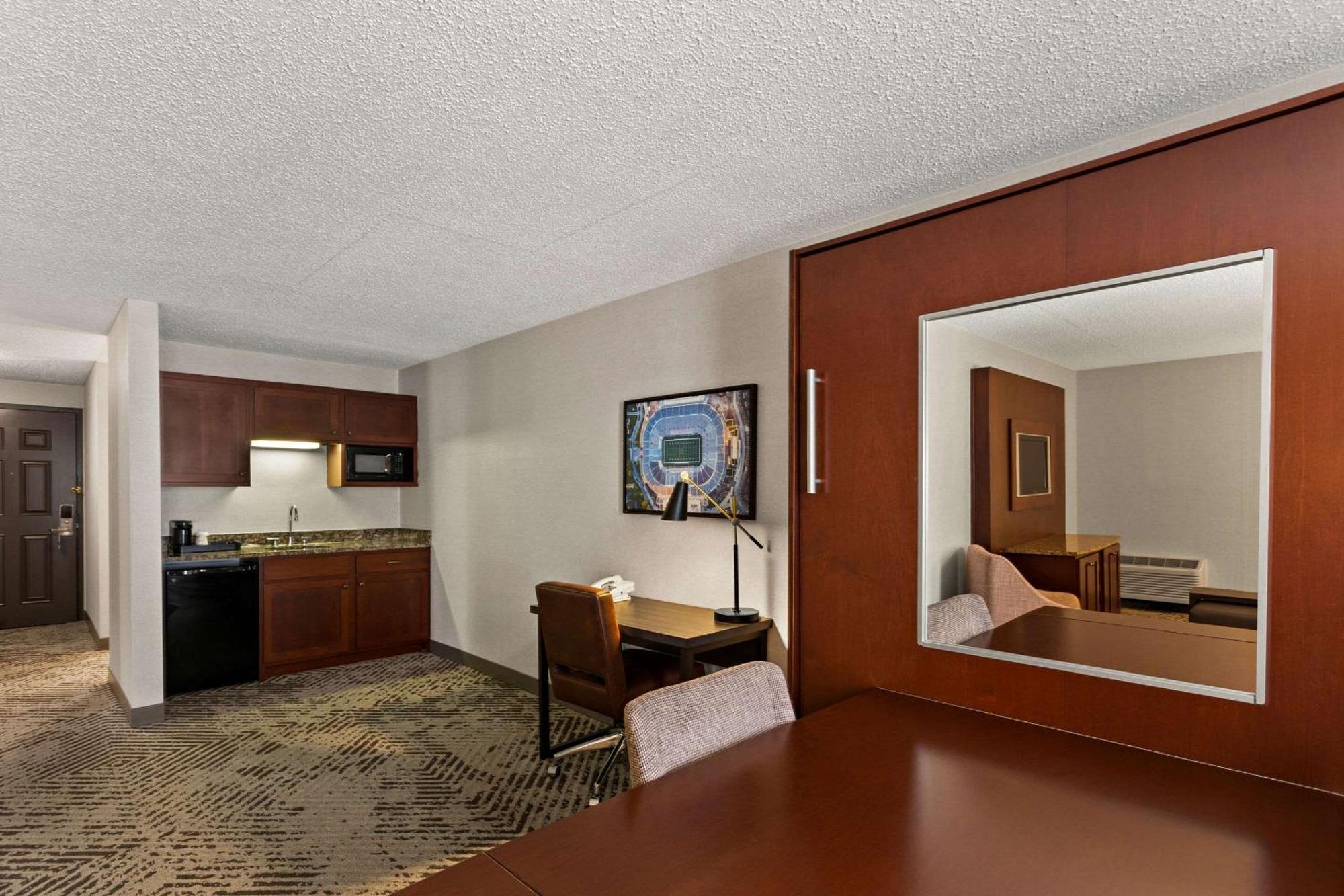 The Clover Hotel, Ascend Hotel Collection South Bend Exterior photo